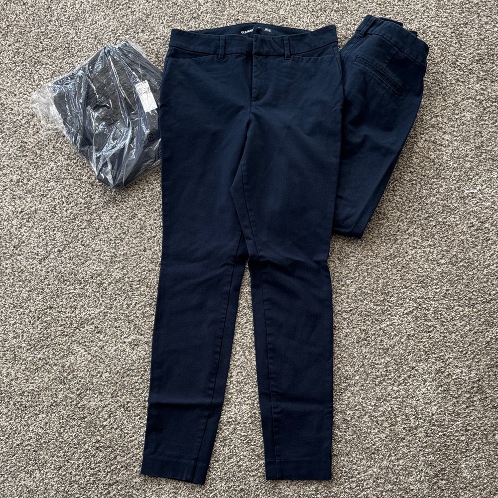 Old Navy High-Rise Pixie Pants in Navy (3 pairs)